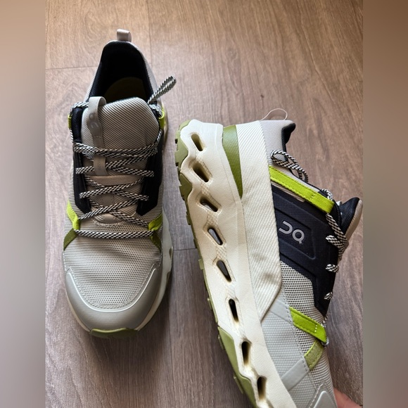 On Running Sneakers with Green and Blue Accents - Picture 6 of 8